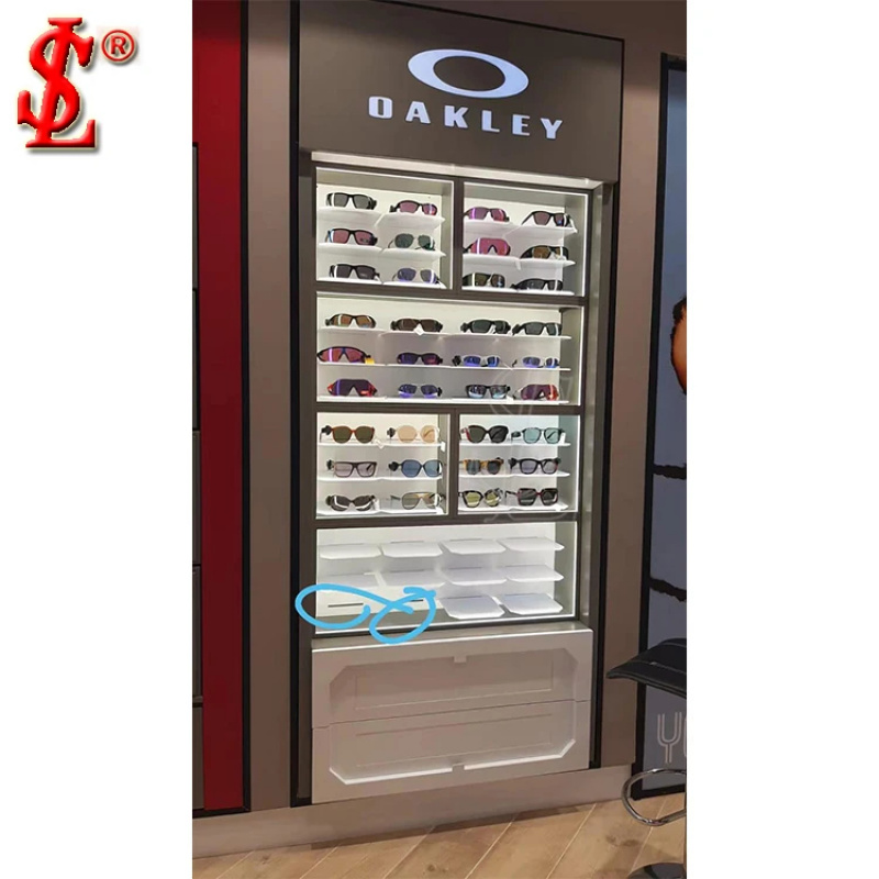 custom.Fashion Retail Sunglass - Interior Design Retail avis et prix