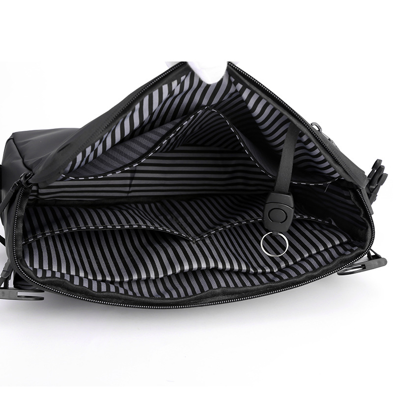 Trendy Commuter Male Briefcase - Interior Design Simple avis et prix
